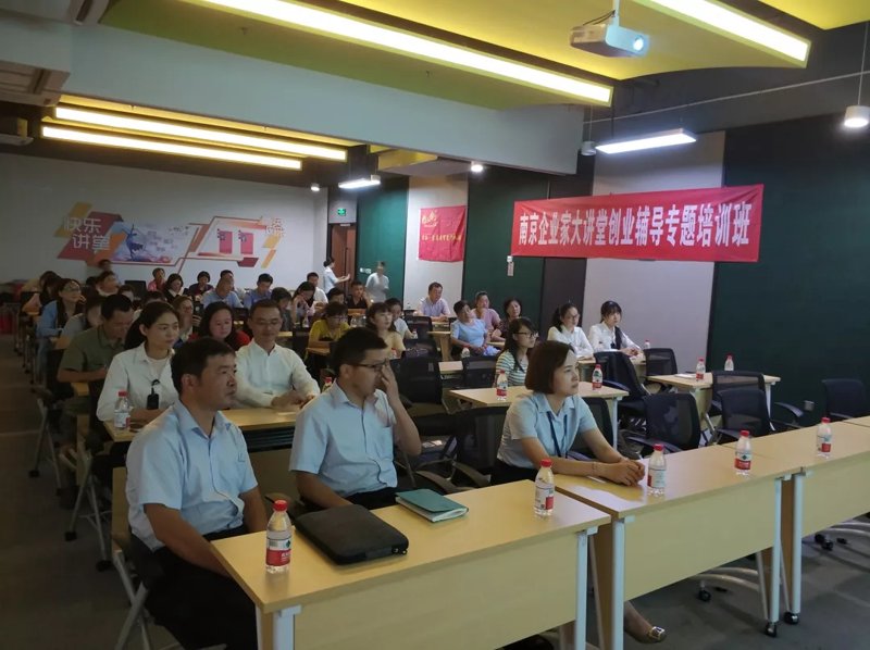 中小企业财务管理的智能选择:代理记账的优劣对比